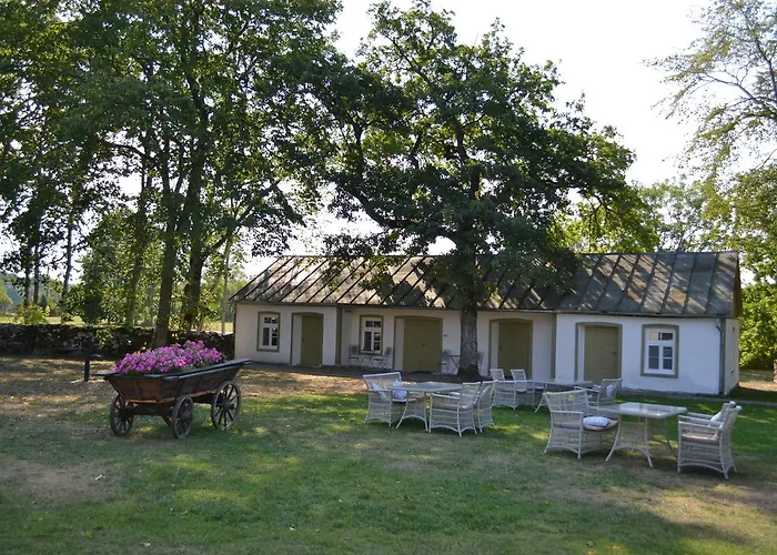 Vanatoa Farmhotel Πανδοχείο Koguva